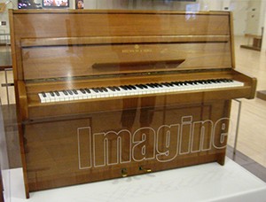 Johns Piano